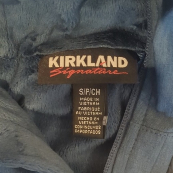 S💙: Kirkland Signature Softshell Jacket Blue - Picture 5 of 9
